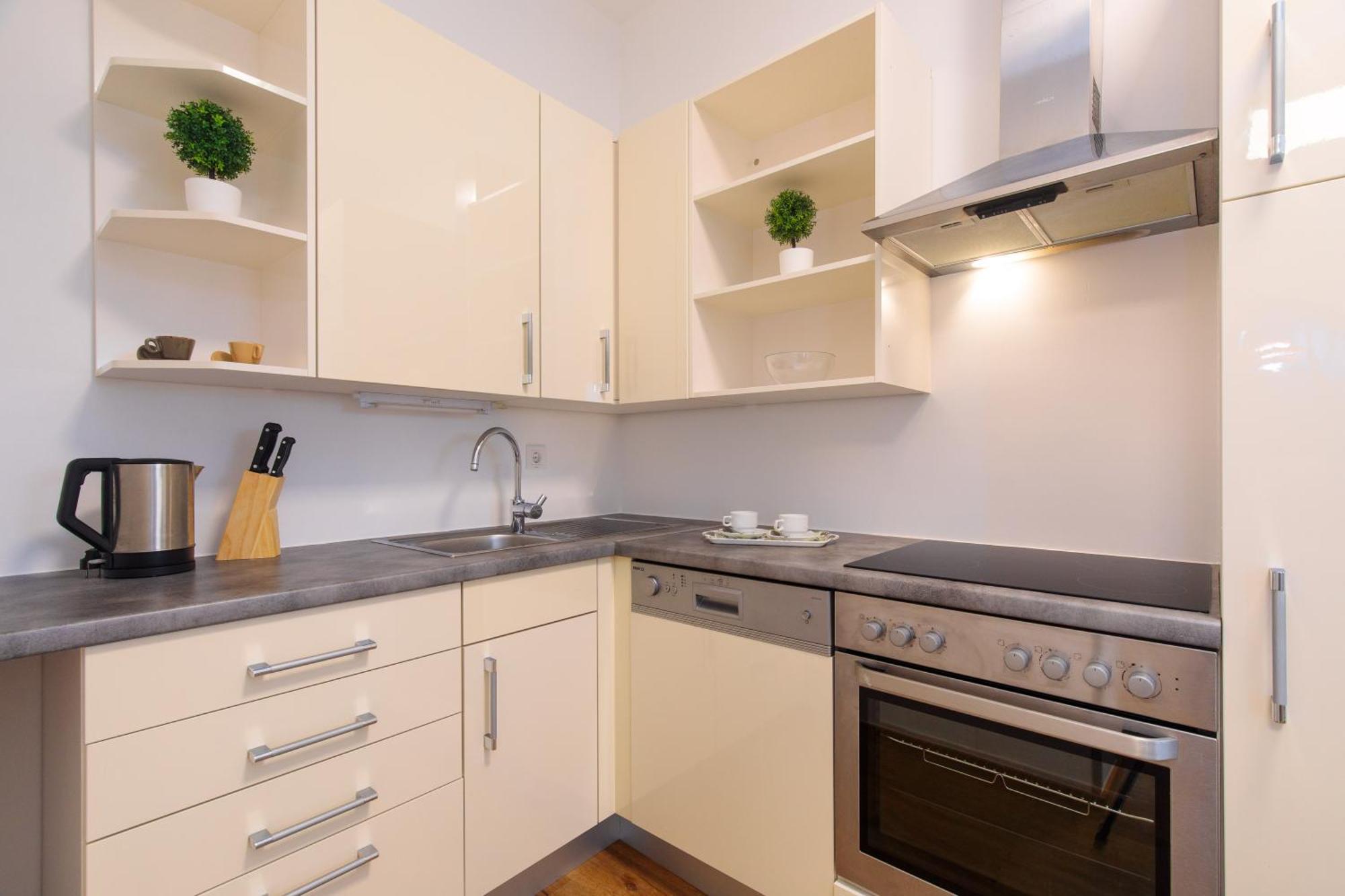 Apartment House Lijan Krk Town Exterior photo